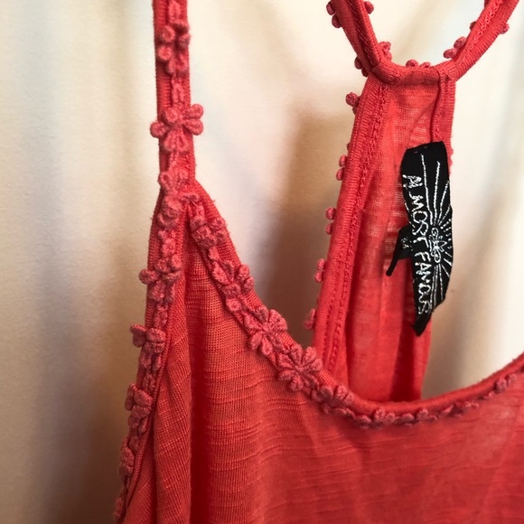 Almost Famous Loose Coral Crop Top Flower Detail Racerback Tank - Picture 3 of 4